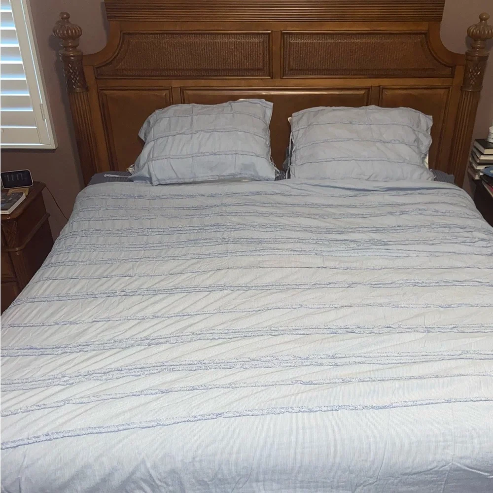 DKNY fringe duvet Cover & Shams